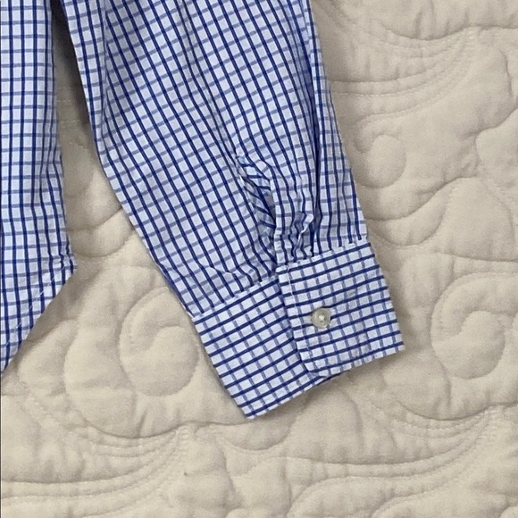 Old Navy The Classic Shirt Blue and White Casual Button Down Cotton Size Medium - Picture 2 of 8